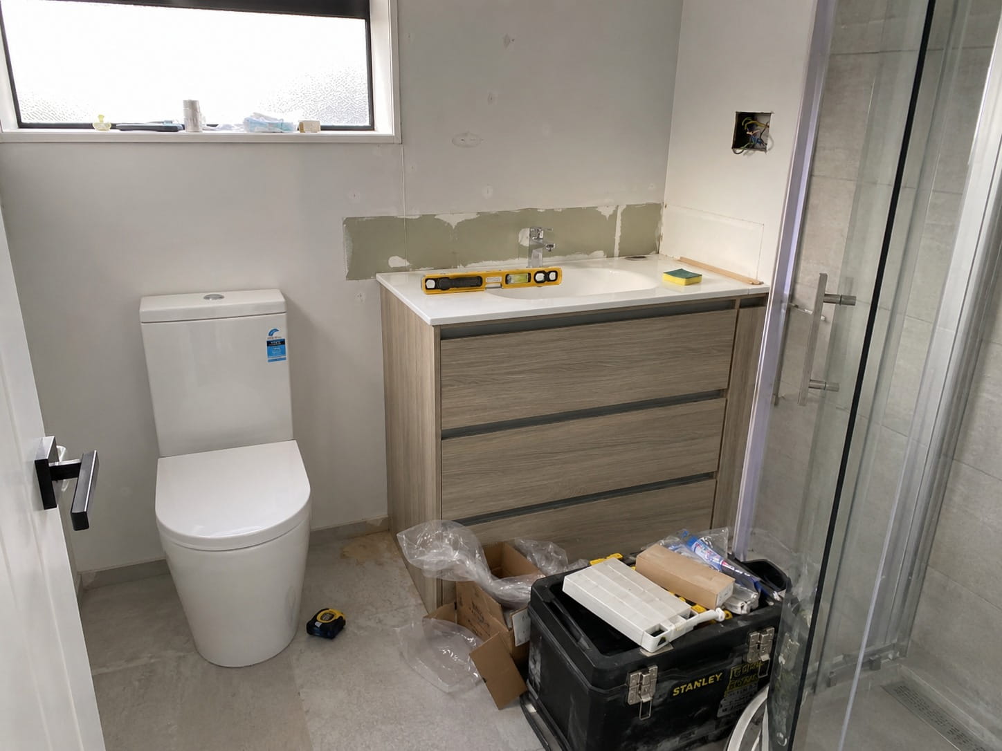 Hamilton bathroom renovation contractors